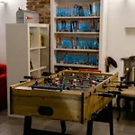 Отель Tomato Urban Retreat