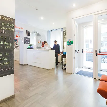 Tomato Urban Retreat ホテル 2*