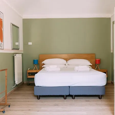 Hotel Tomato Urban Retreat