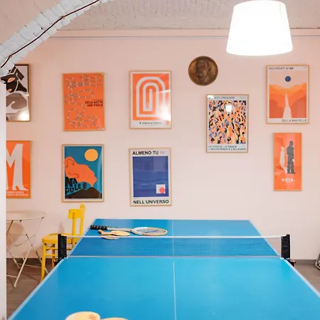 Tomato Urban Retreat Otel