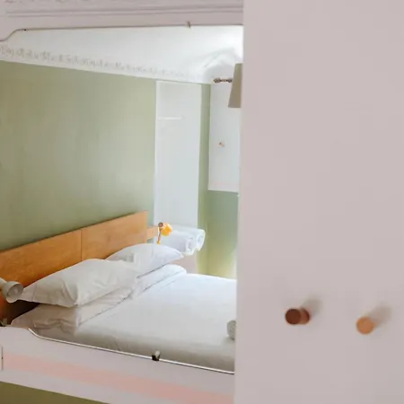 Tomato Backpackers Hotel