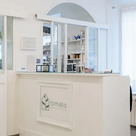 Tomato Urban Retreat 2*