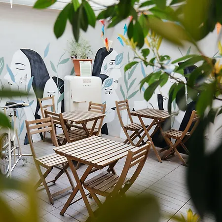 Tomato Urban Retreat