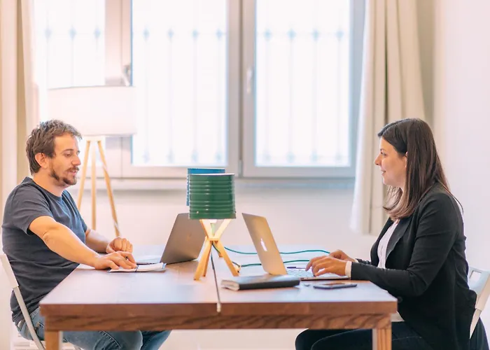 Tomato Urban Retreat Hotel 2*