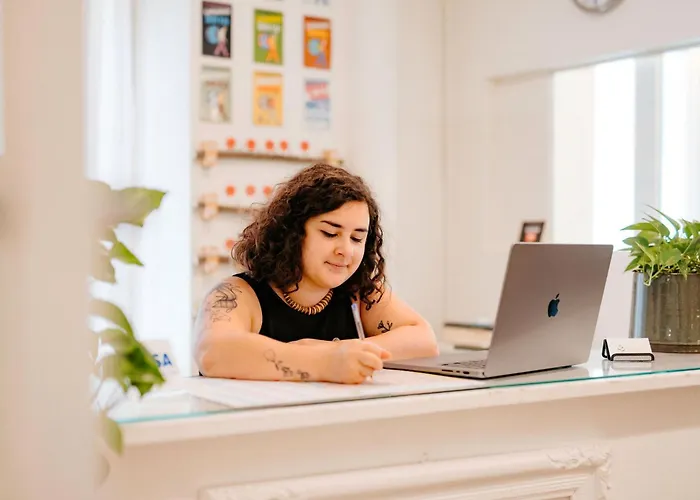 Tomato Urban Retreat