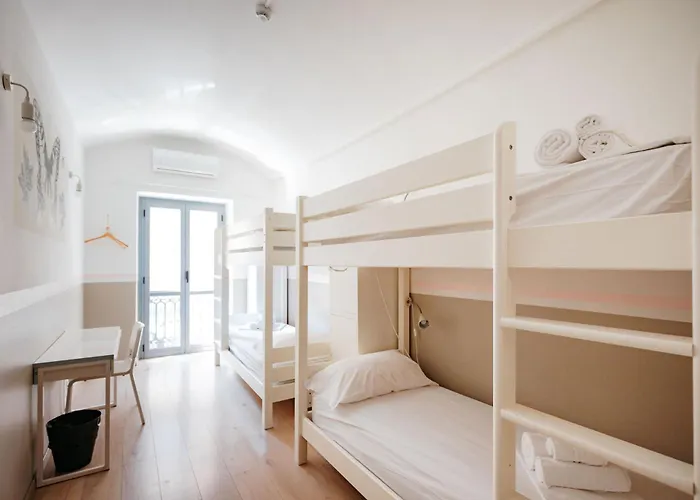 Hotel Tomato Urban Retreat