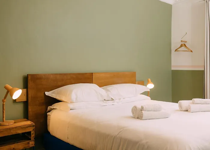 Tomato Urban Retreat Hotel