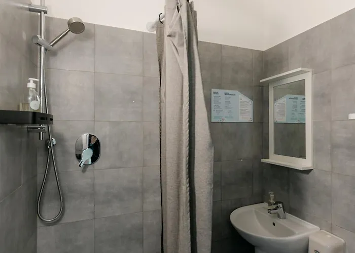 Hotel Tomato Urban Retreat 2*