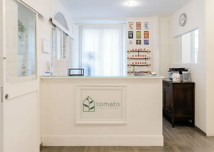 Tomato Urban Retreat Hotel
