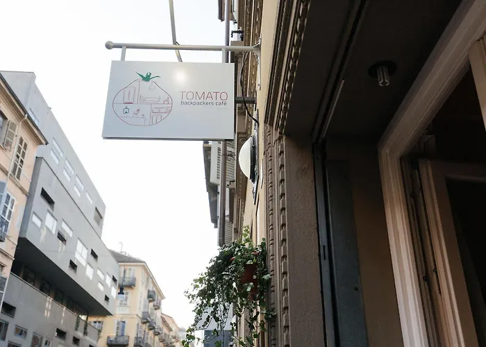 Tomato Urban Retreat Hotel