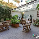 Tomato Urban Retreat Hotel 2*