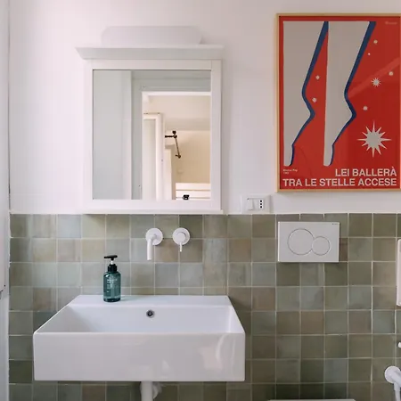 Tomato Urban Retreat トリノ