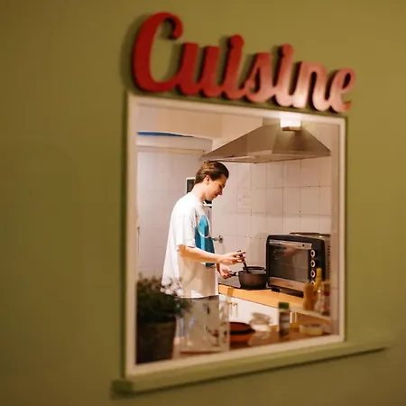 Tomato Urban Retreat Hotel 2*