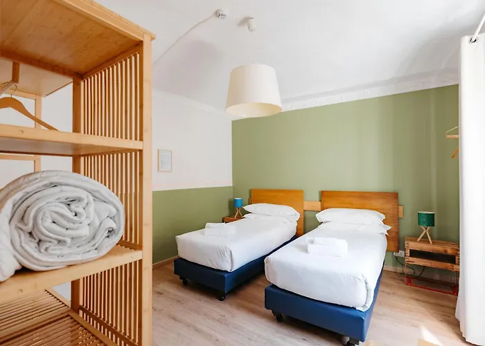 Hotel Tomato Urban Retreat 2*