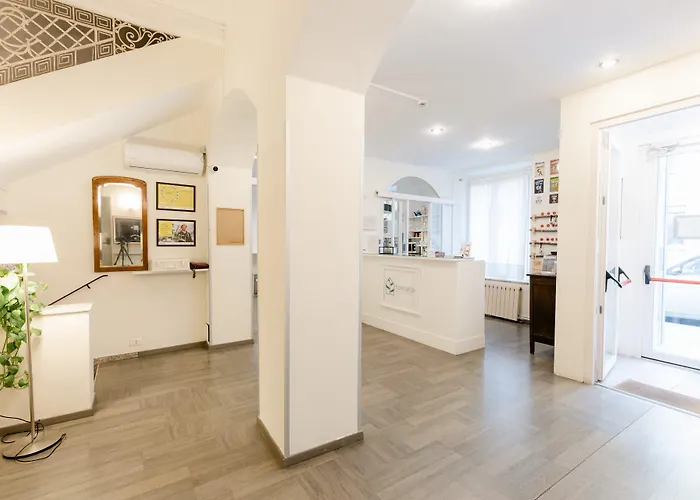 Tomato Urban Retreat Hotel